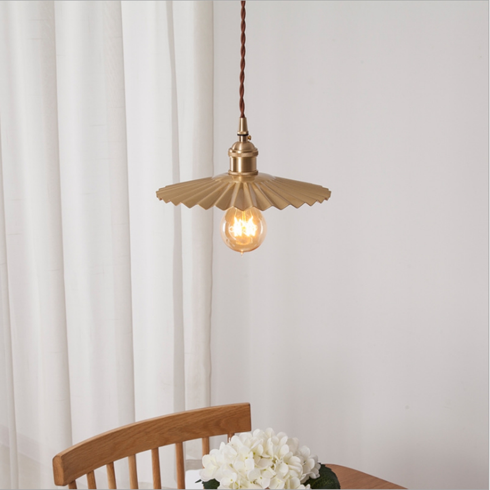 Interior Design Japan - Japanse design hanglamp goud woonkamer LED