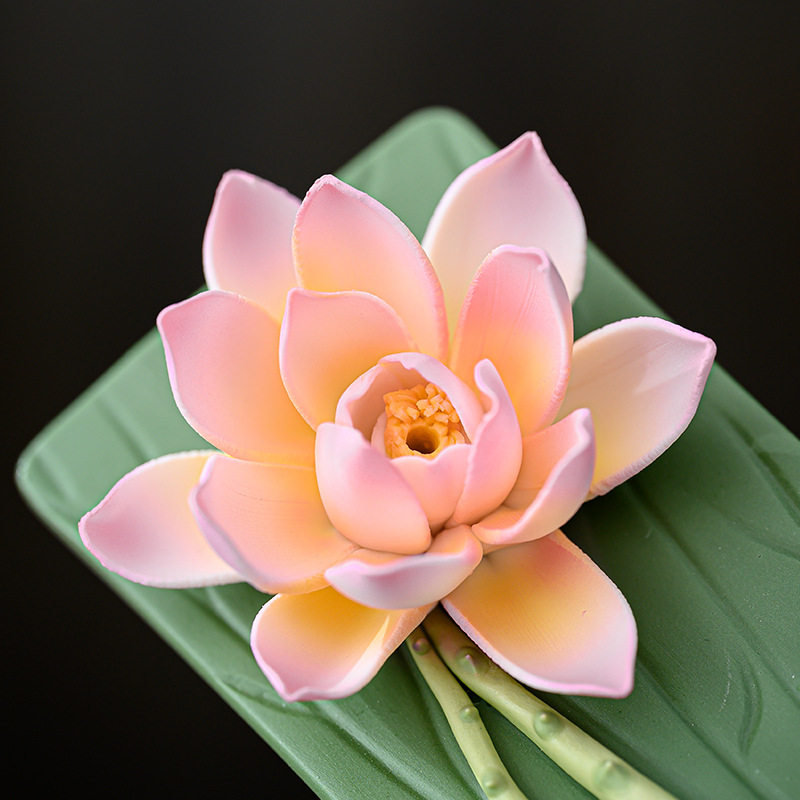 CZ keramiek handgemaakte lotus - Interior Design Zen recensie en prijs