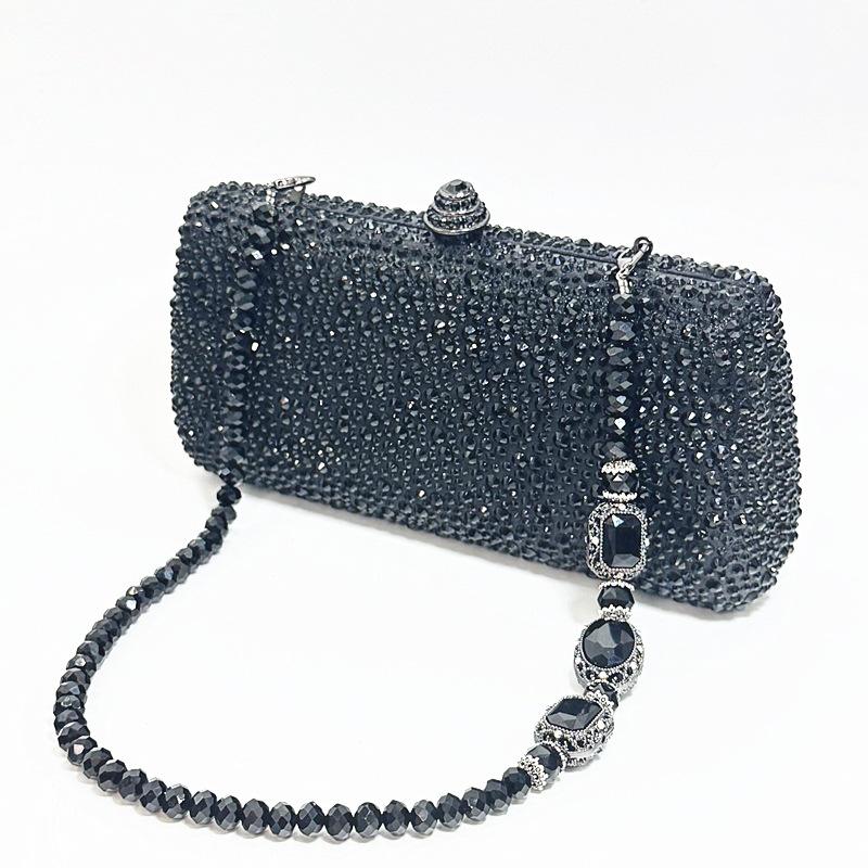 Dinertassen Clutch Bags vol di - Interior Design Ai Free recensie en prijs